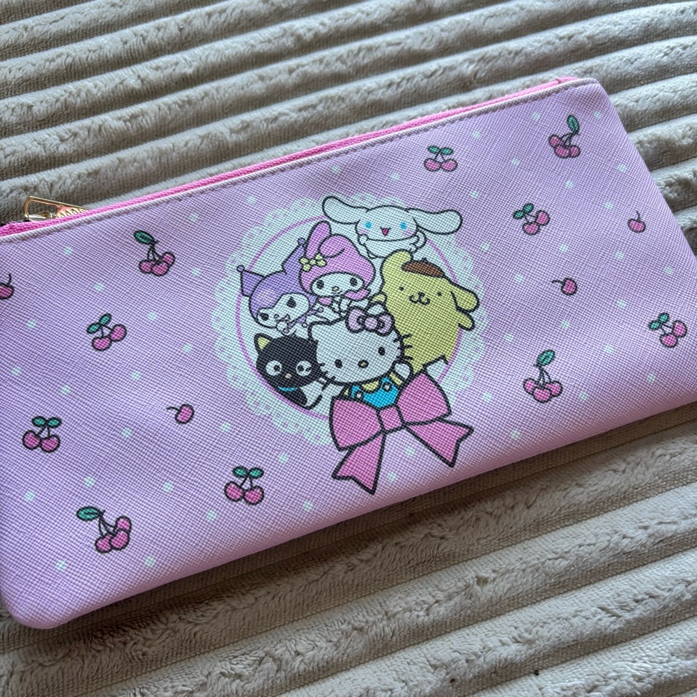Hello Kitty Pink Pencil Pouch - Picture 3 of 3